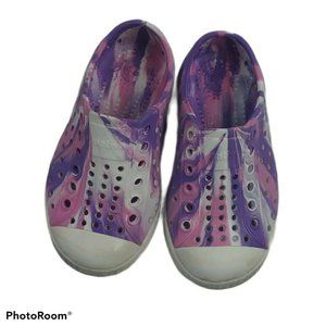 NATIVE Girl Shoes Pink Purple Swirl size 7